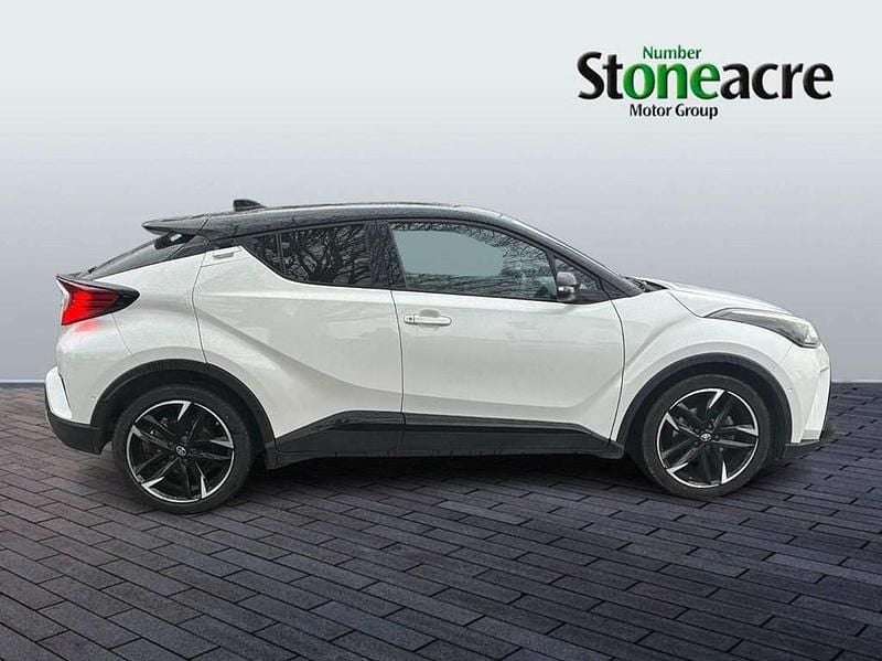 Used Toyota C-HR Sport 122 HP (89 kW) 2023 White SUV