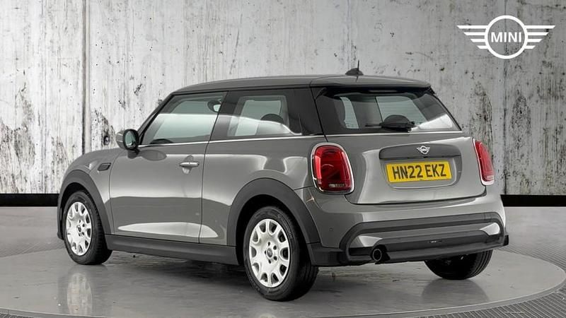 Used Mini ONE Classic 101 HP (74 kW) 2022 Grey Hatchback