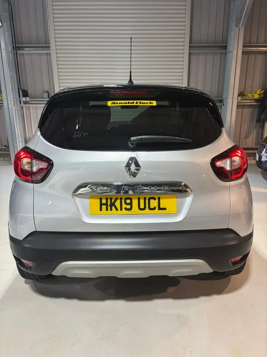 Używany Renault Captur GT-Line 90 KM (66 kW) 2019 Srebrny SUV