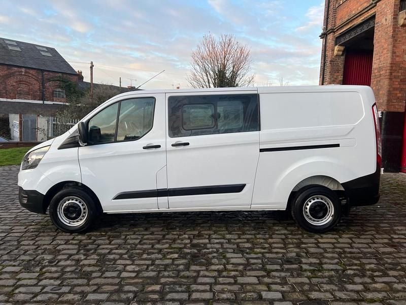 Used Ford Transit Custom 130 HP (95 kW) 2021 White Van