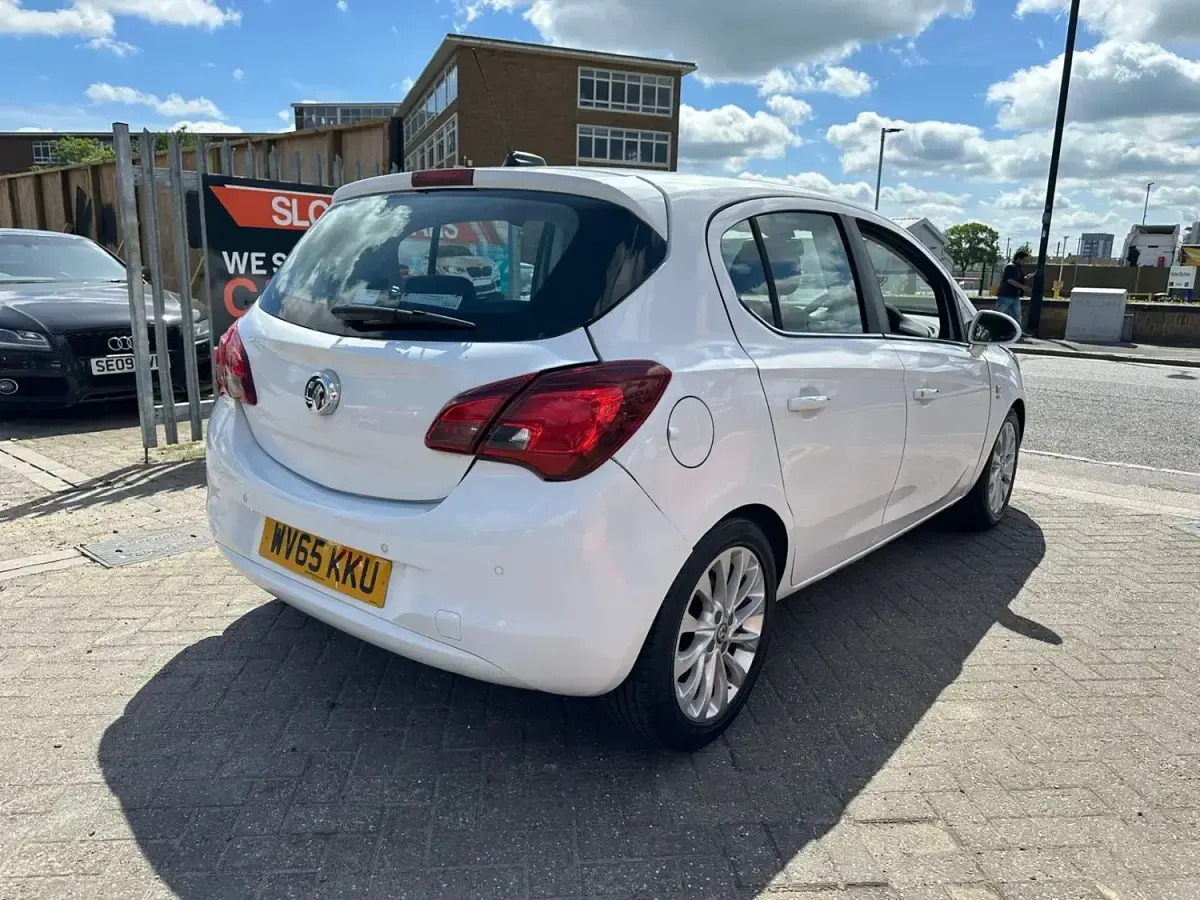 Używany Vauxhall Corsa 2015 Biały Hatchback