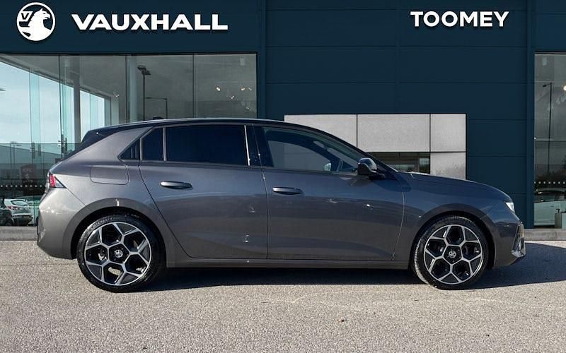 Used Vauxhall Astra Ultimate 131 HP (96 kW) 2026 Hatchback