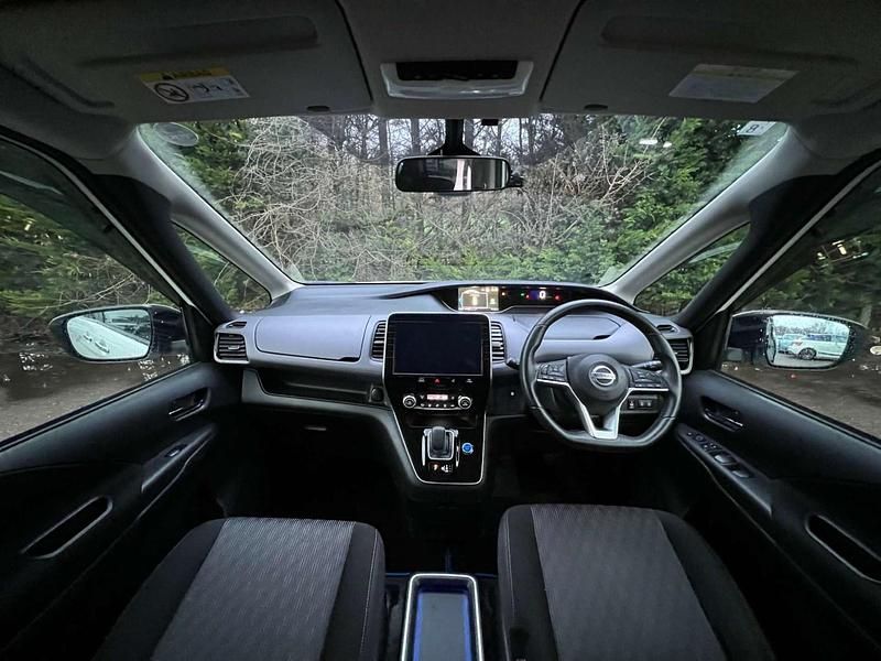 Used Nissan Serena 2020 White MPV