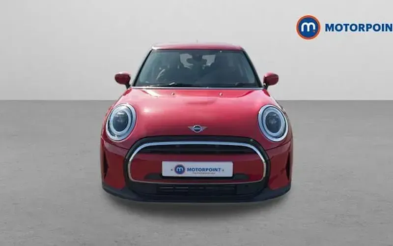Used Mini Cooper Classic 136 HP (100 kW) 2022 Red Hatchback