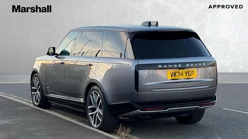Used Land Rover Range Rover HSE 350 HP (257 kW) 2024 Metallic  eiger grey SUV