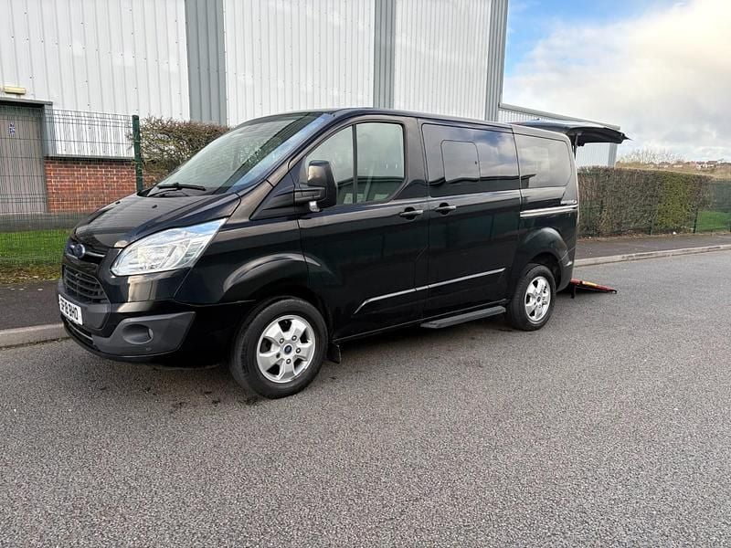 Used Ford Tourneo Titanium 130 HP (95 kW) 2018 Black MPV