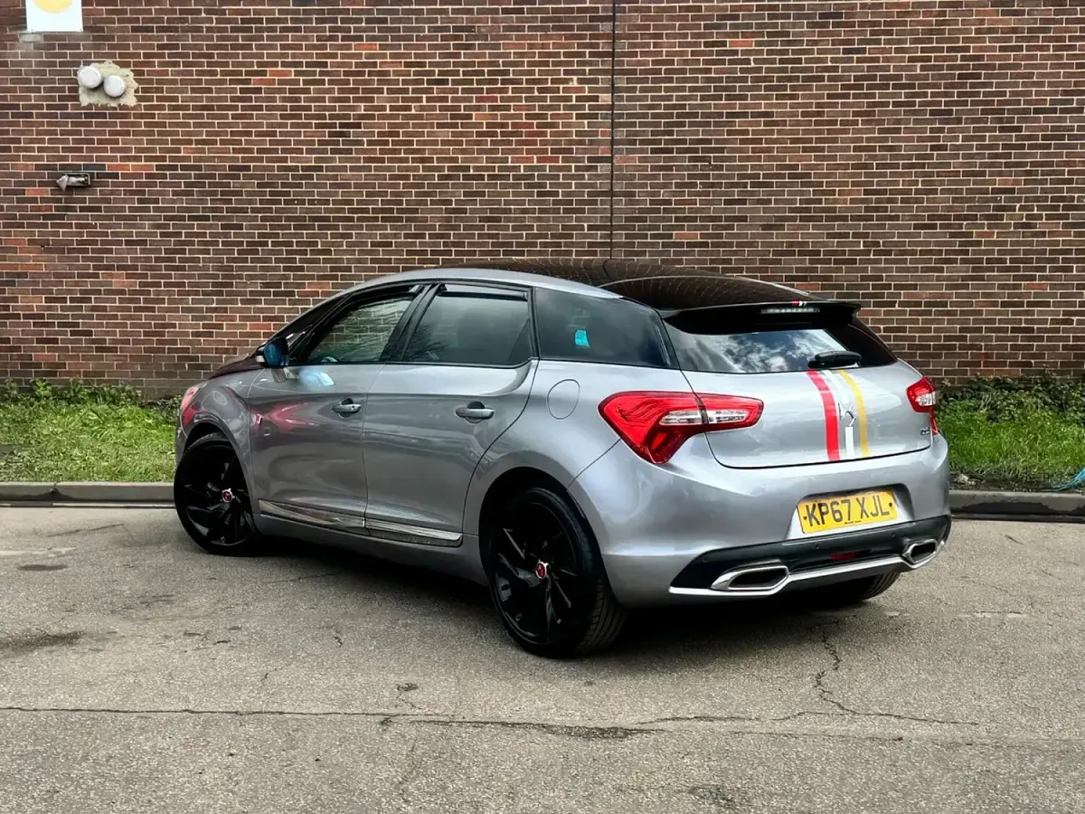Used DS Automobiles DS5 Performance 180 HP (132 kW) 2017 Grey Hatchback