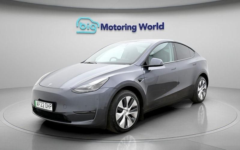 Used Tesla Model Y Long Range AWD 286 kW (389 HP) 2025 SUV