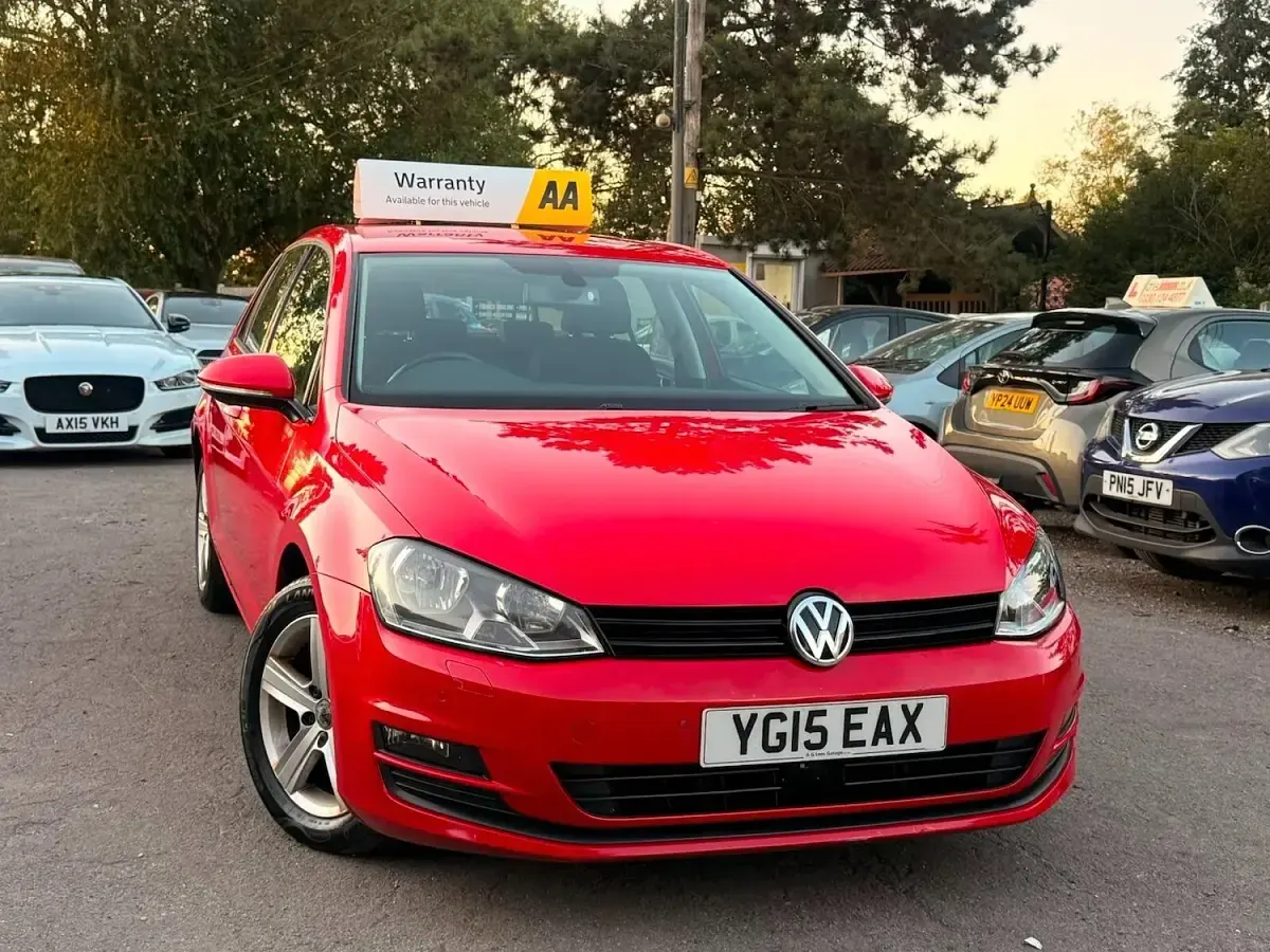 Used VW Golf VII Match 105 HP (77 kW) 2015 Hatchback