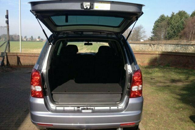 Used Ssangyong (KGM) Rexton 165 HP (121 kW) 2012 SUV