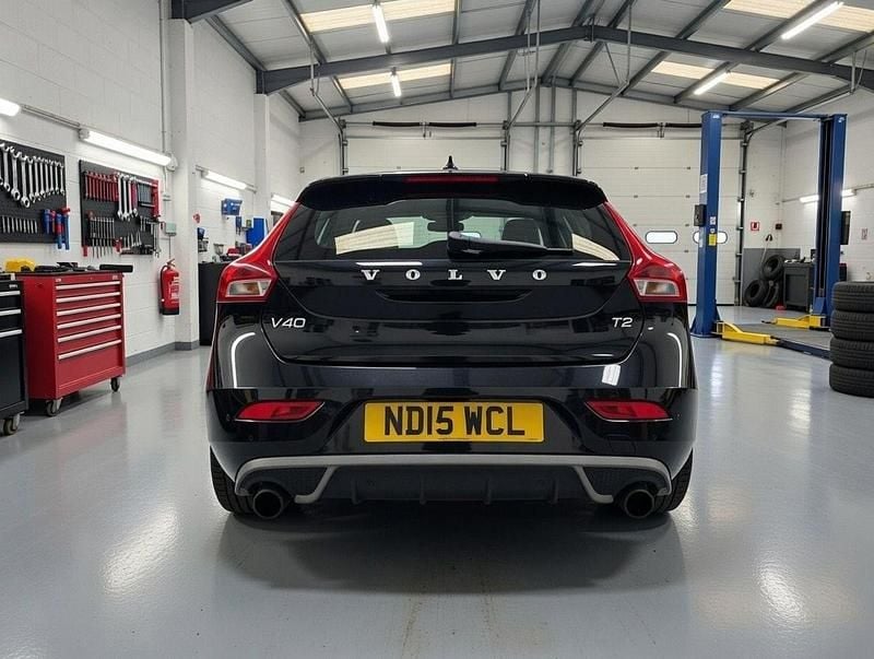 Used Volvo V40 R-Design 2015 Black Hatchback