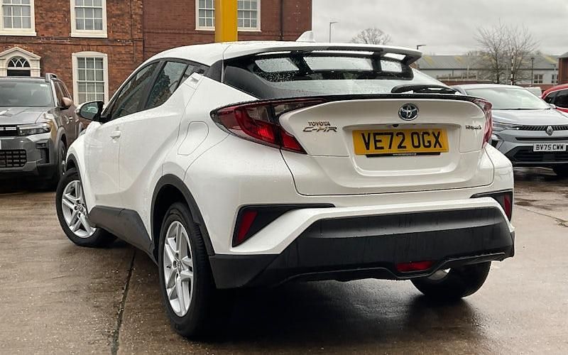 Used Toyota C-HR 122 HP (89 kW) 2023 SUV