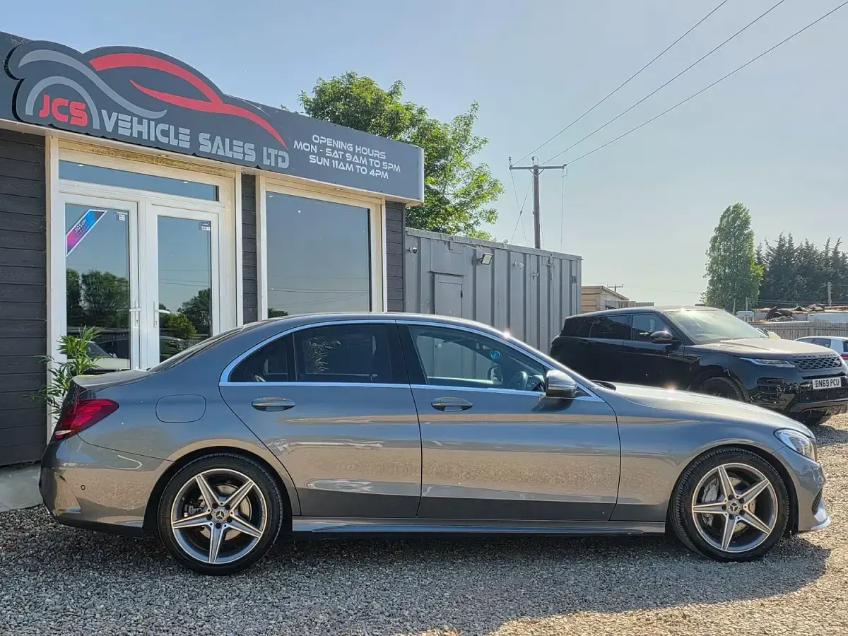 Used Mercedes C200 AMG line 136 HP (100 kW) 2018 Grey Sedan