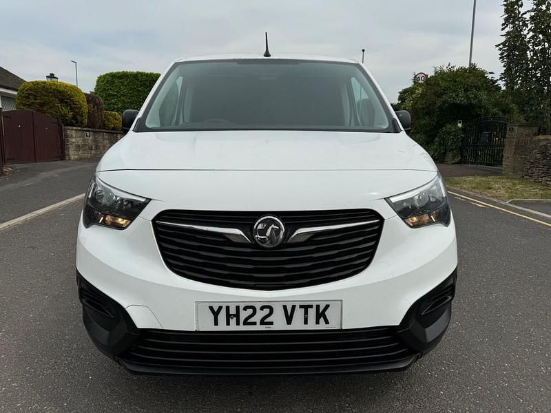 Used Vauxhall Combo 2022 White MPV