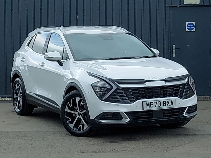 White Used 2024 Kia Sportage 3 SUV | £25,298 (Super price) - Image 1/4