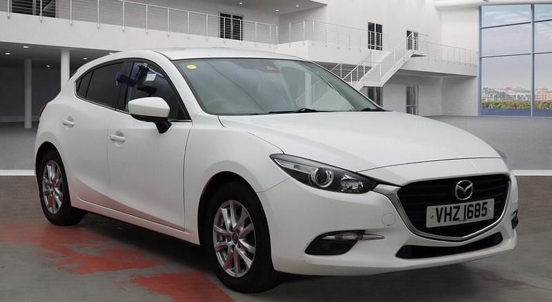 White Used 2017 Mazda 3 Hatchback | £8,495 (Fair price) - Image 1/4