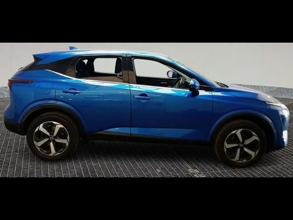 Used Nissan Qashqai N-Connecta 140 HP (102 kW) 2023 Blue SUV