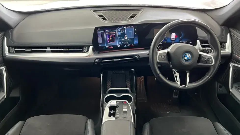 Used BMW iX1 M Sport 230 kW (313 HP) 2023 Mineral white metallic SUV