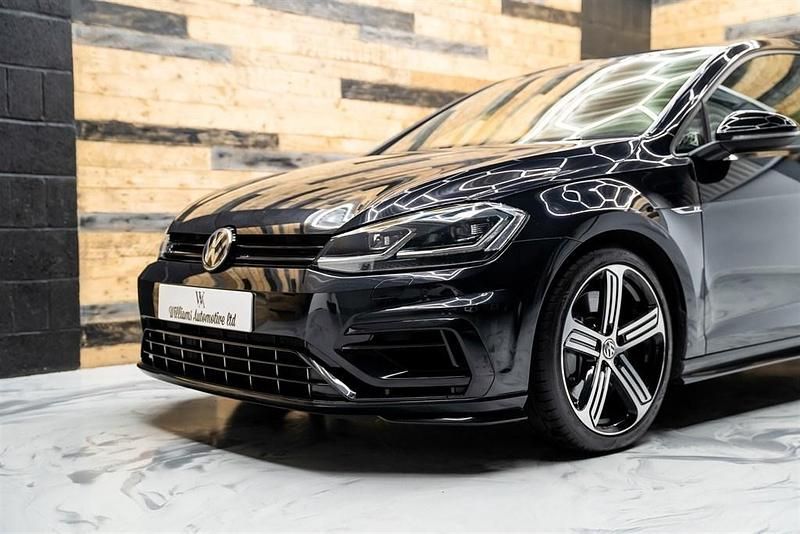 Used VW Golf VII R 310 HP (228 kW) 2017 Black Hatchback