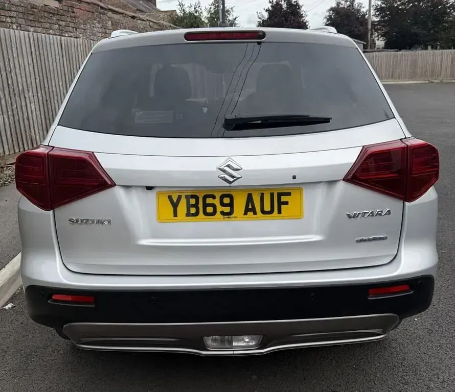 Used Suzuki Vitara SZ5 140 HP (102 kW) 2019 Silver SUV