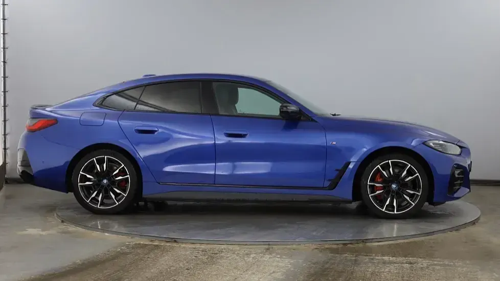 Used BMW i4 Shadowline 400 kW (544 HP) 2022 Blue Sedan