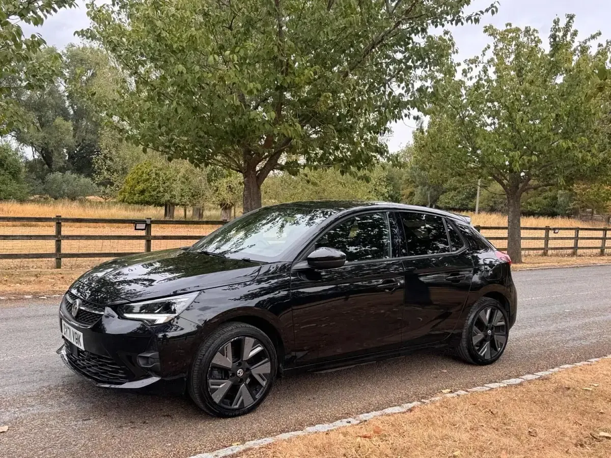 Used Vauxhall Corsa-e SRi 50 kW (68 HP) 2021 Black Hatchback