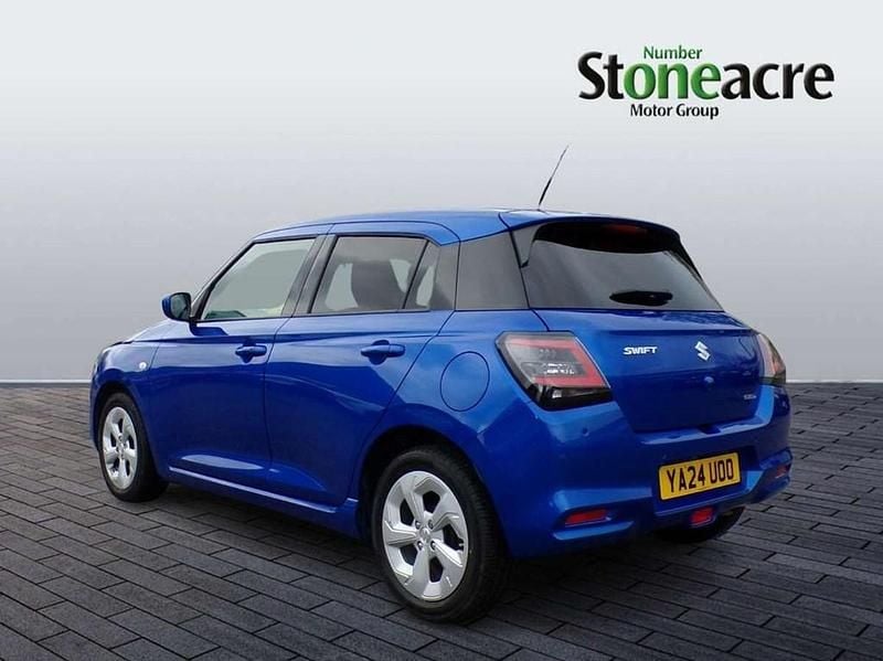 Usado Suzuki Swift 82 HP (60 kW) 2024 Azul Citadino