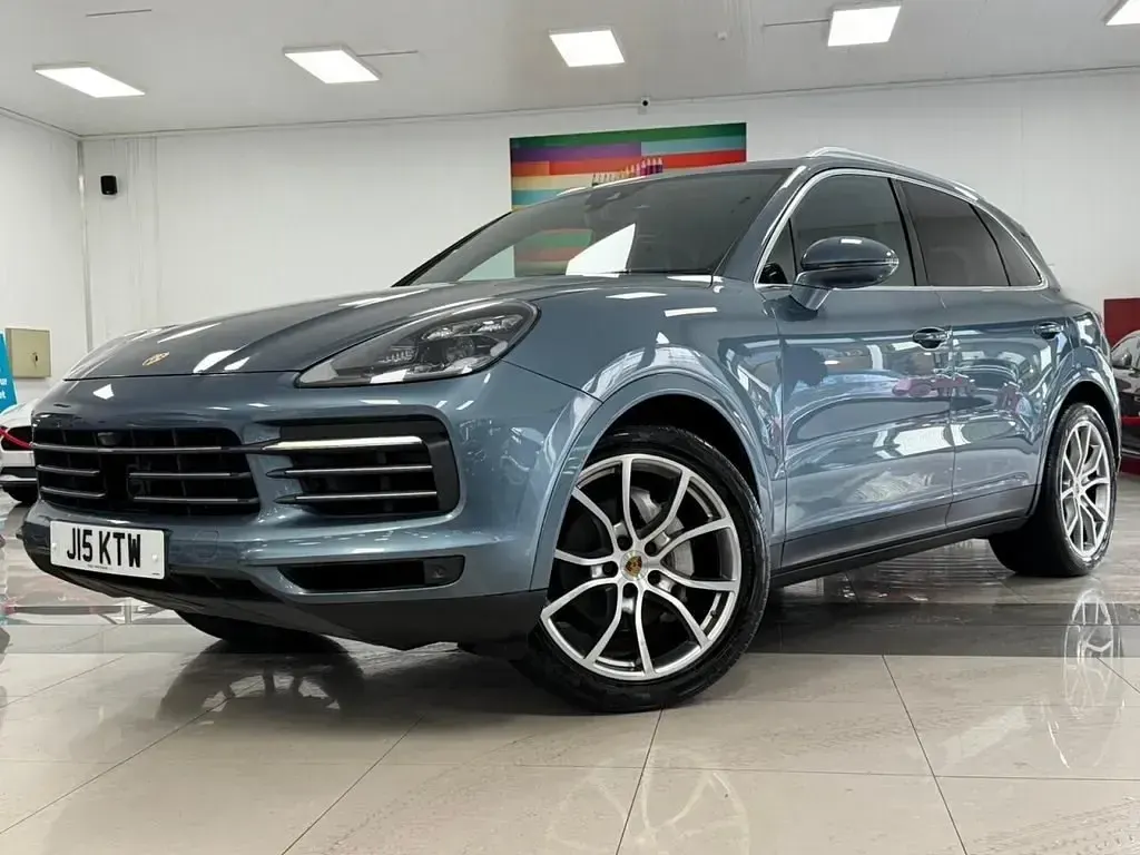 Begagnad Porsche Cayenne 340 HK (250 kW) 2018 Blå SUV