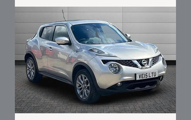 Silver Used 2015 Nissan Juke Tekna SUV | £8,490 (Fair price) - Image 1/2