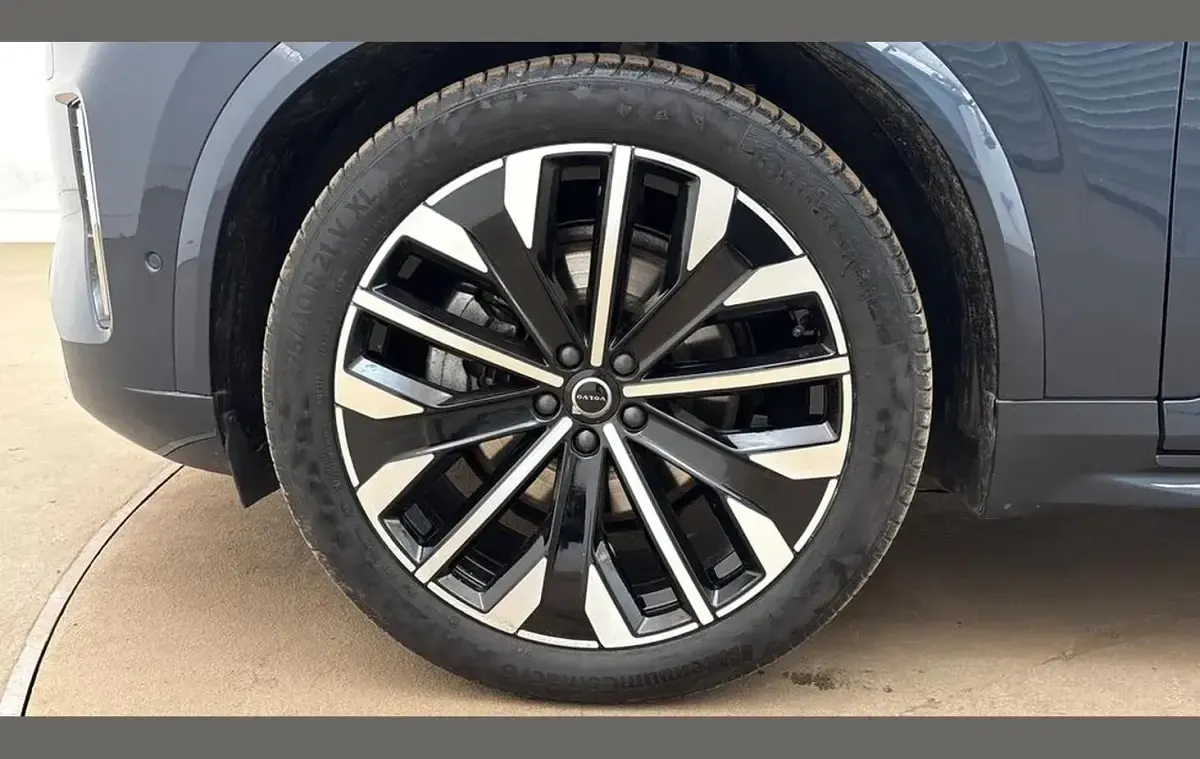 Used Volvo XC90 Ultra 455 HP (334 kW) 2025 Blue SUV