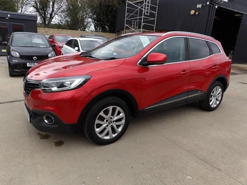 Used Renault Kadjar Dynamique 110 HP (80 kW) 2017 Red SUV