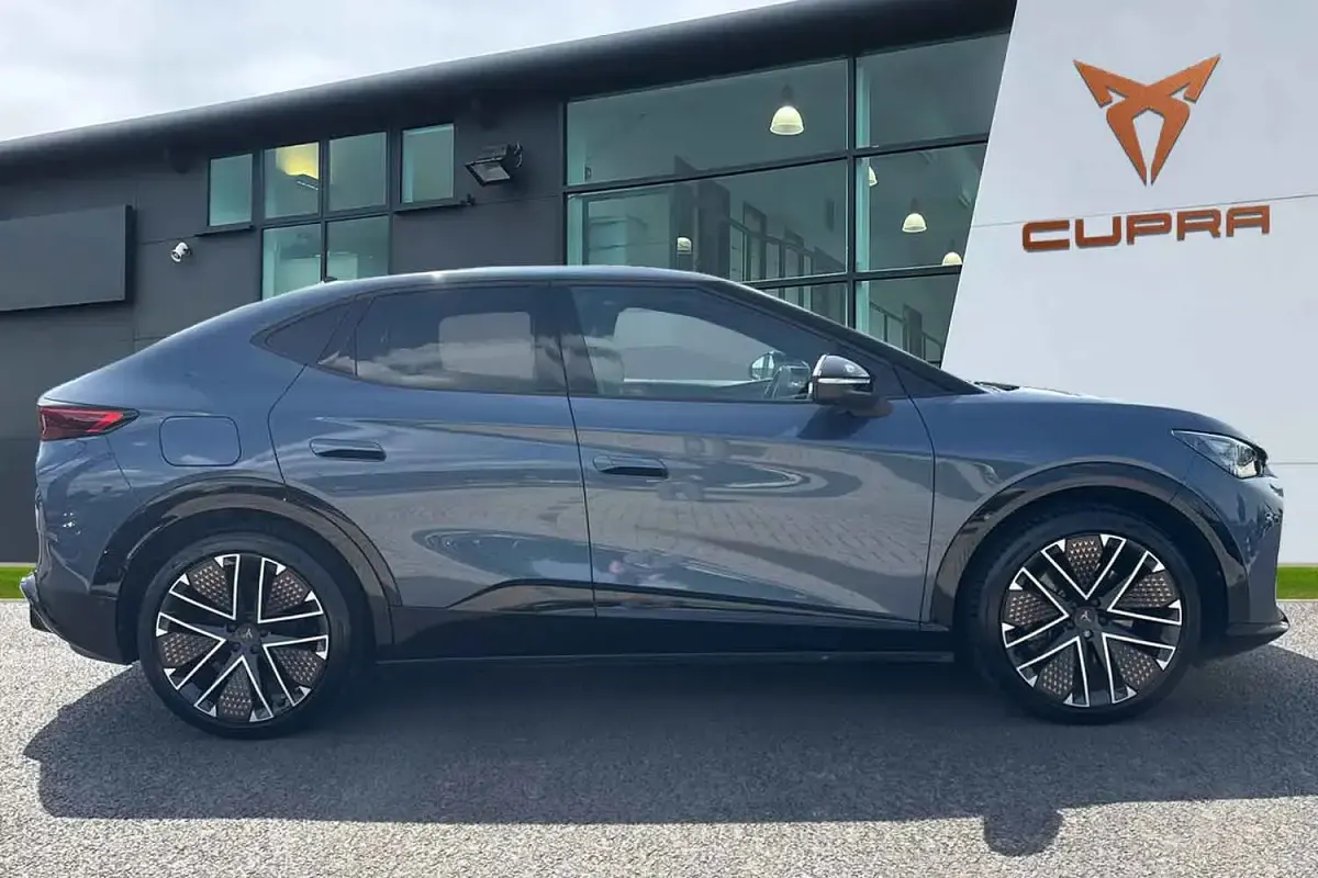 Used Cupra Tavascan VZ2 250 kW (340 HP) 2025 Blue SUV