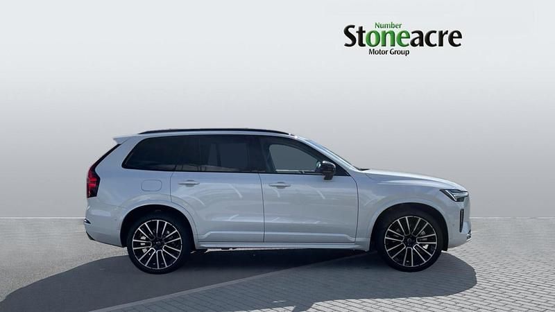 Used Volvo XC90 Ultra 449 HP (330 kW) 2025 White SUV