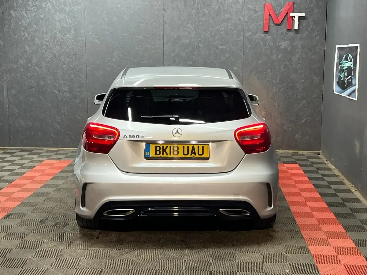 Used Mercedes A180 AMG line 2018 Silver Hatchback