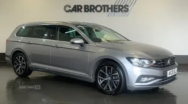 Used VW Passat SEL 150 HP (110 kW) 2020 Silver Estate