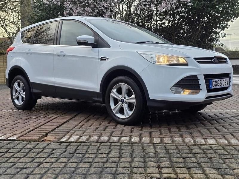 Used Ford Kuga Zetec 182 HP (133 kW) 2016 White SUV