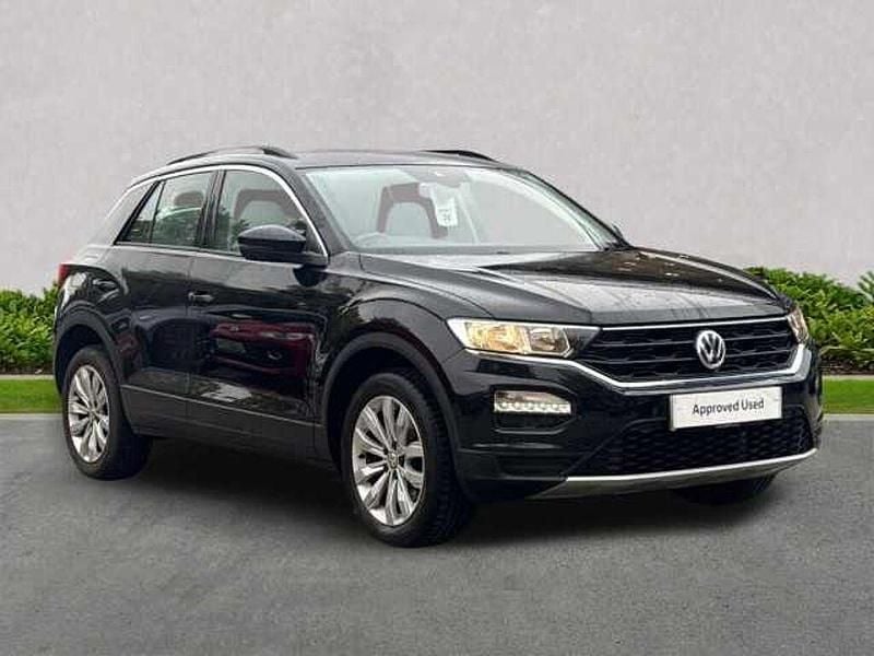 Black Used 2018 VW T-Roc SE SUV | £15,768 (Fair price) - Image 1/4