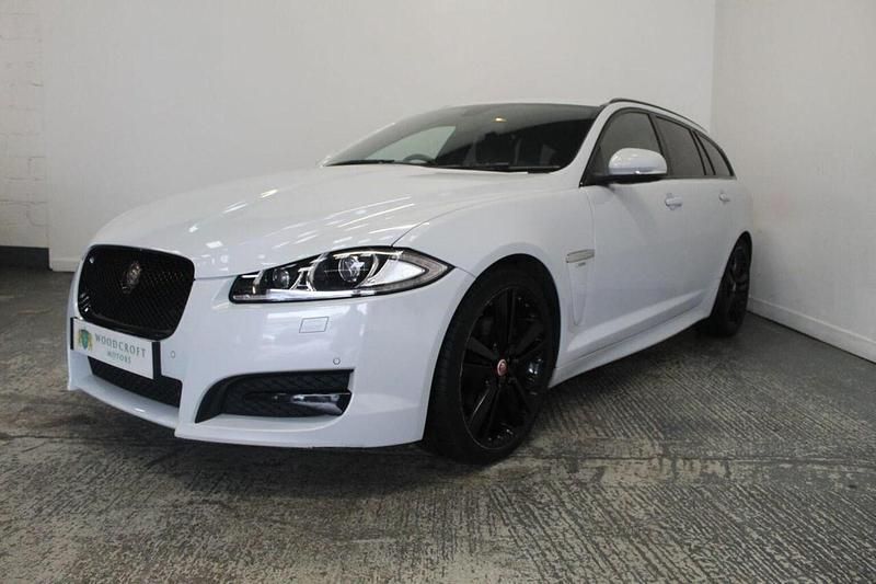 Used Jaguar XF Sportbrake R-Sport 200 HP (147 kW) 2015 White Estate