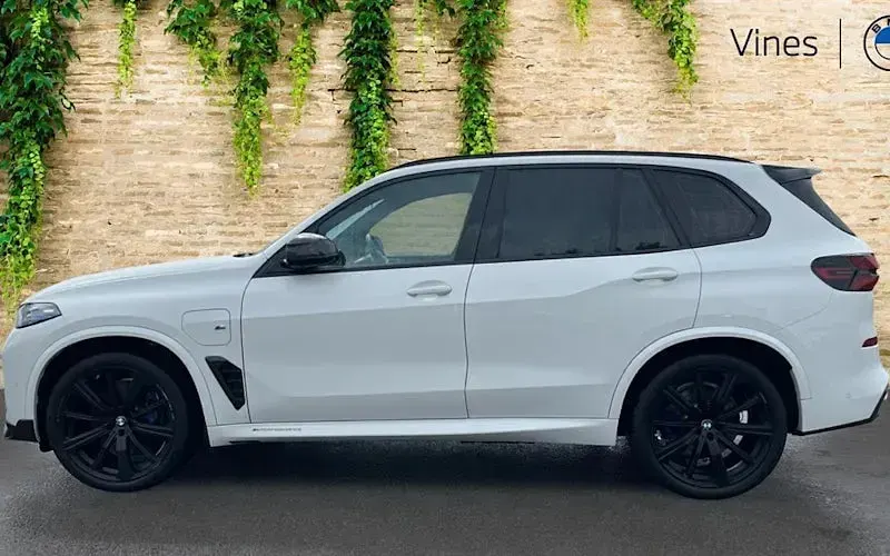 Used BMW X5 M Sport 489 HP (359 kW) 2025 White SUV