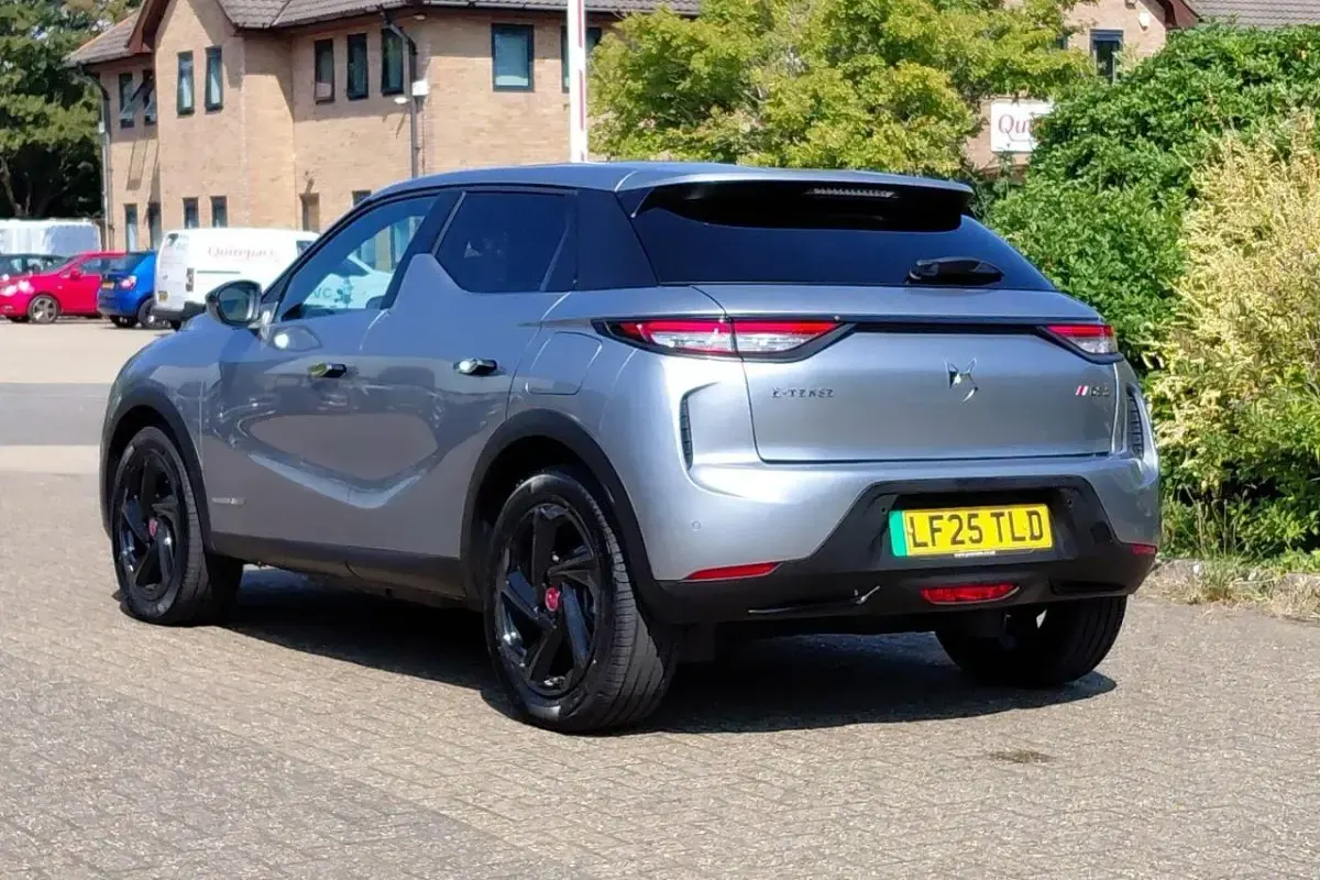 New DS Automobiles DS3 Crossback E-Tense Performance Line Plus 98 kW (134 HP) 2025 Grey SUV