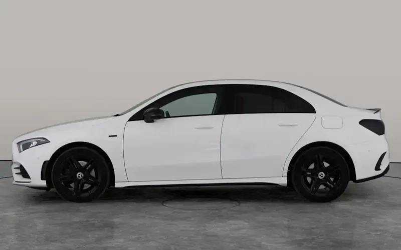 Used Mercedes A250 Executive 218 HP (160 kW) 2021 White Sedan