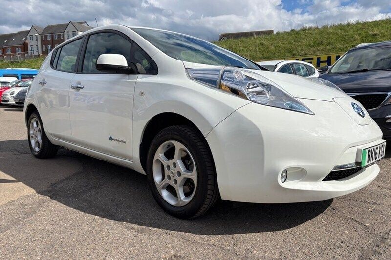 White Used 2016 Nissan Leaf Acenta Hatchback | £3,999 (Good price) - Image 1/1