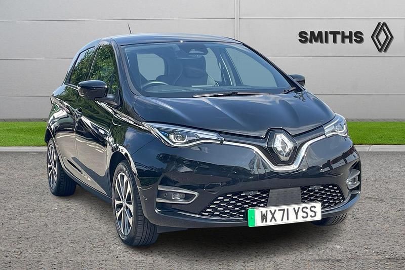 Black Used 2021 Renault Rapid GT-Line Hatchback | £9,690 (Fair price) - Image 1/1