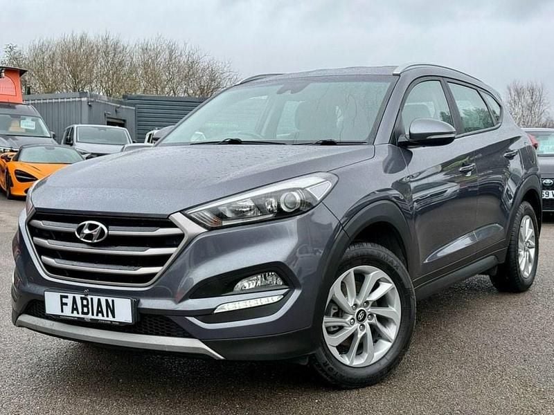 Used Hyundai Tucson SE 132 HP (97 kW) 2018 Grey SUV