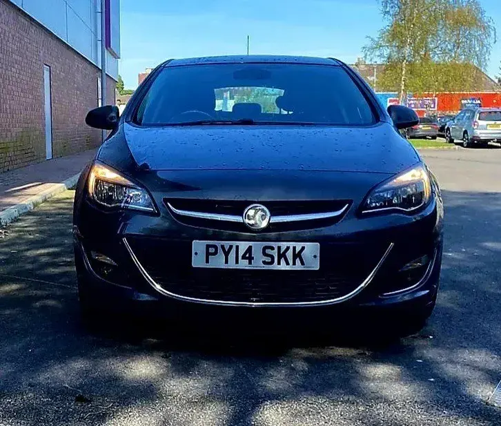 Second-hand Vauxhall Astra Elite 2014 Gri Hatchback