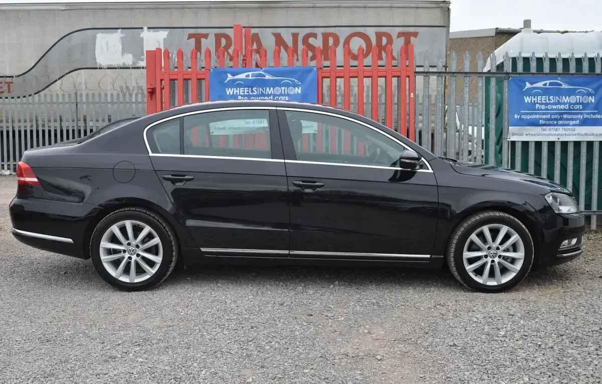 Used VW Passat Executive 105 HP (77 kW) 2014 Black Sedan