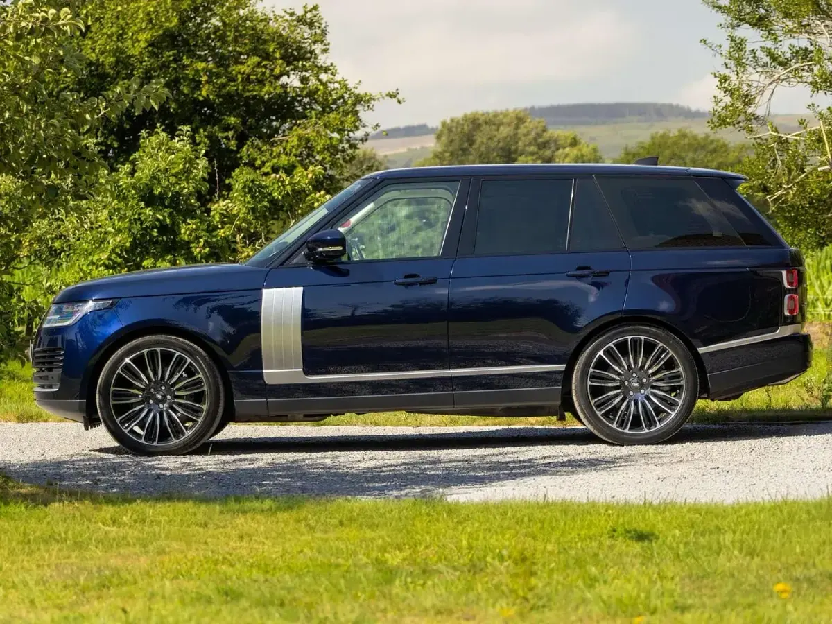 Used Land Rover Range Rover S 404 HP (297 kW) 2021 Blue SUV