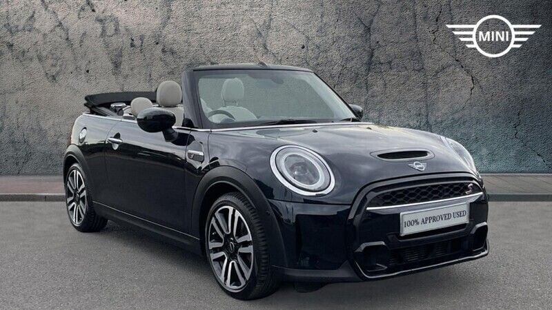 Black Used 2022 Mini Cooper S Exclusive Hatchback | £22,780 (A bit pricey) - Image 1/4