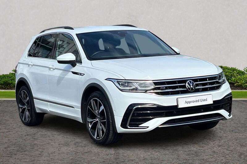 White Used 2023 VW Tiguan R-line Edition SUV | £28,995 (Fair price) - Image 1/4