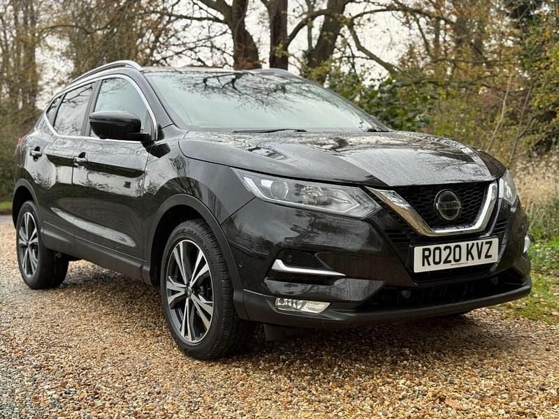 Black Used 2020 Nissan Qashqai N-Connecta SUV | £11,695 (Good price) - Image 1/4